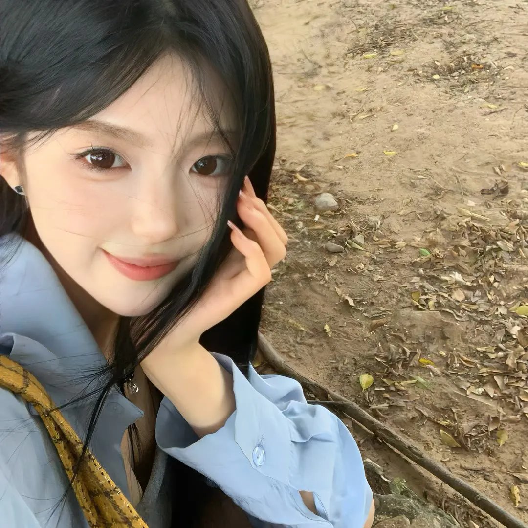 行走的鸡毛掸子